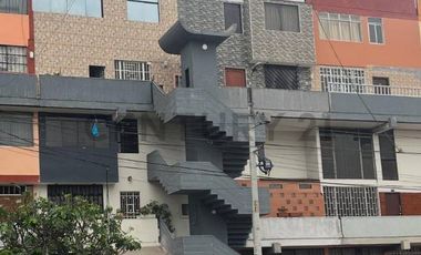 Venta 79% de Acciones y Derechos | Amplio Triplex en Mirones