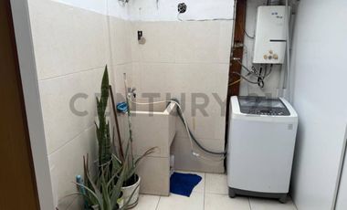 Venta 79% de Acciones y Derechos | Amplio Triplex en Mirones