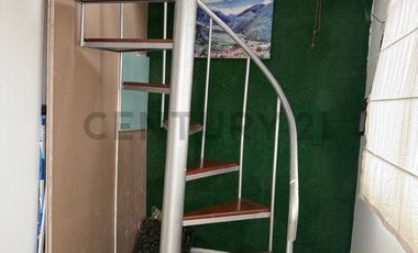 Venta 79% de Acciones y Derechos | Amplio Triplex en Mirones