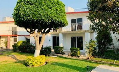 EXCELENETE CASA CON ALBERCA  EN DELICIAS CUERNAVACA