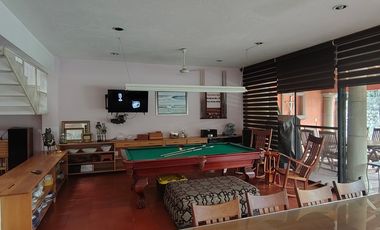 785m² Casa Con Alberca en Fraccionamiento al Oriente de Cuernavaca, JIUTEPEC