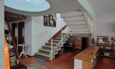 785m² Casa Con Alberca en Fraccionamiento al Oriente de Cuernavaca, JIUTEPEC