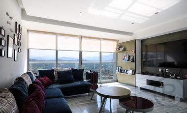 Único Departamento en Towers Bosque Real