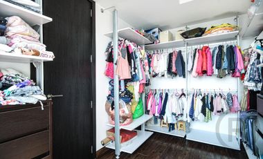 Único Departamento en Towers Bosque Real