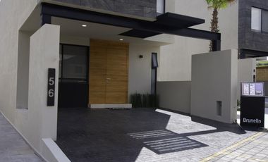 Casa en venta en Lomas de Angelopolis Puebla, 3 recamaras.