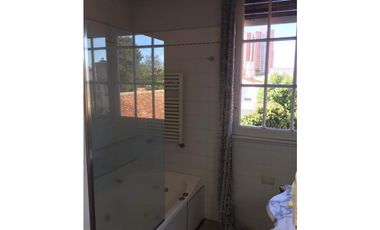 VENTA IMPONENTE CASA 5 AMB - ZONA PLAYA GRANDE