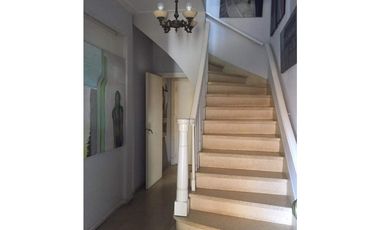 VENTA IMPONENTE CASA 5 AMB - ZONA PLAYA GRANDE