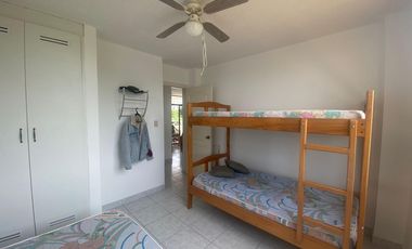 Venta departamento de 2 dormitorios , balcón, Tonsupa, sector Diamon Beach