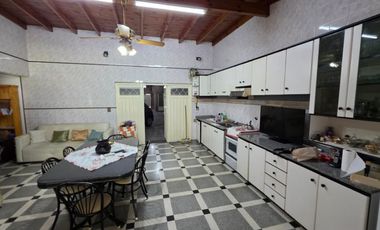 Casa en venta en Lanus Este