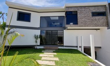 Casa Comercial en Burgos Bugambilias Temixco - M2AI-899-Cc