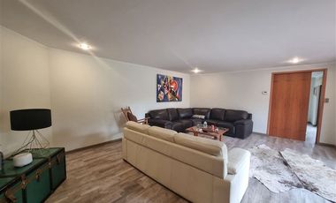 Casa en Arriendo en Liray, Colina