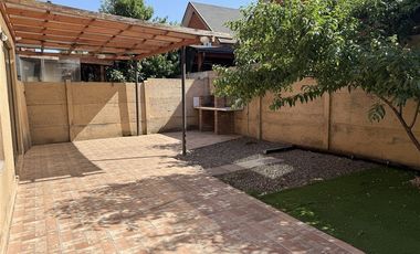 Casa en Venta en Padre Luis Belmar 196, Machali