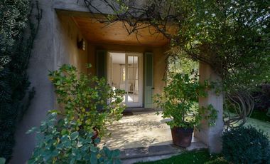 Casa en Arriendo en Avenida Santa Maria / Lo Curro