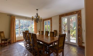 Casa en Arriendo en Avenida Santa Maria / Lo Curro