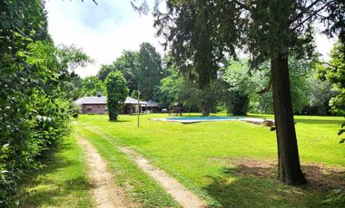 VENTA ARBOLADA CASAQUINTA PILETA GRAL RODRIGUEZ