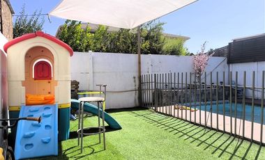 Casa en Venta en Venta Casa. 3D 3B 2E y Piscina, Valle Grande, Lampa