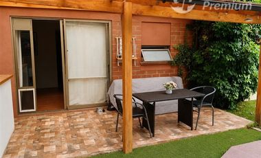 Casa en Venta en El Hualle con Av. Rojas Magallanes