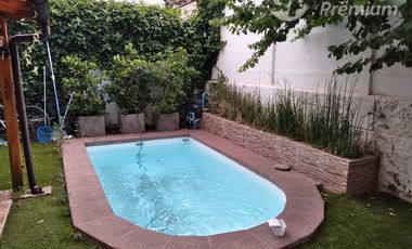 Casa en Venta en El Hualle con Av. Rojas Magallanes