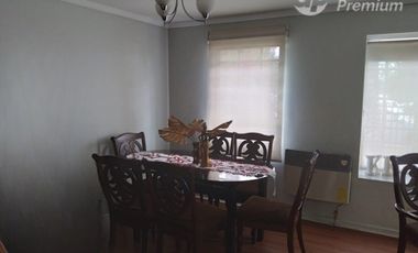 Casa en Venta en El Hualle con Av. Rojas Magallanes