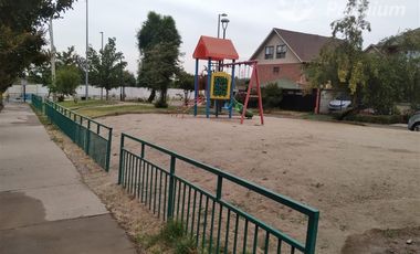 Casa en Venta en El Hualle con Av. Rojas Magallanes