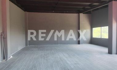 LOCAL CON VISTA PANORÁMICA CERCA DE EL MIRADOR  - (3)