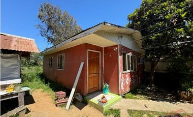 PLACILLA - VENTA DE TERRENO - DOS CASAS