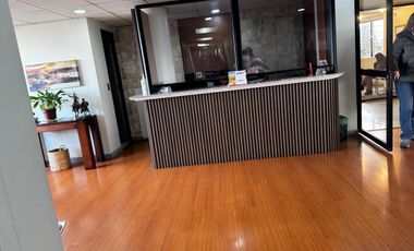 EN VENTA CONSULTA MEDICA EN EDIFICIO DINAMARCA