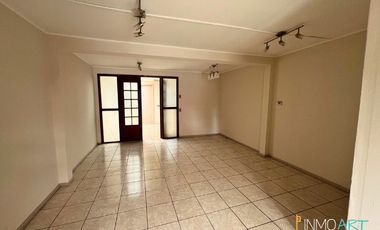 Casa en Venta en cerca avda pulmahue