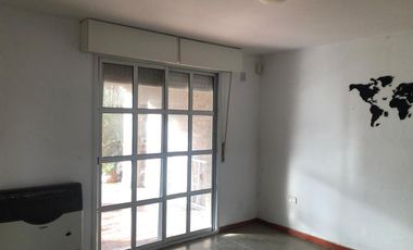 Jose Ingenieros 2994, Funes. 2 dormitorios.