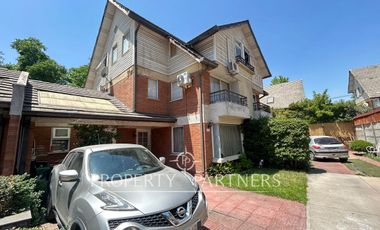 Espectacular y acogedora casa en exclusivo condominio Puertas de Huechuraba