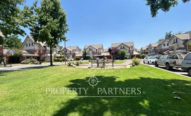 Espectacular y acogedora casa en exclusivo condominio Puertas de Huechuraba