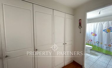 Espectacular y acogedora casa en exclusivo condominio Puertas de Huechuraba