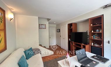 Espectacular y acogedora casa en exclusivo condominio Puertas de Huechuraba