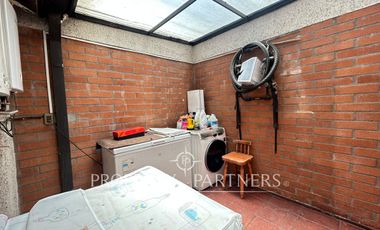 Espectacular y acogedora casa en exclusivo condominio Puertas de Huechuraba