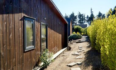 Pichilemu, Casa Nueva Amoblada en Condominio