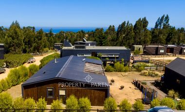 Pichilemu, Casa Nueva Amoblada en Condominio