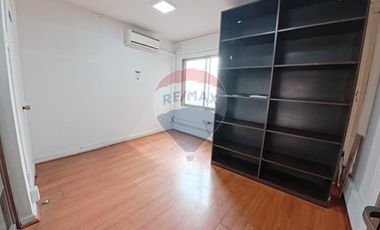 Amplia Oficina de 110m2 en Santiago