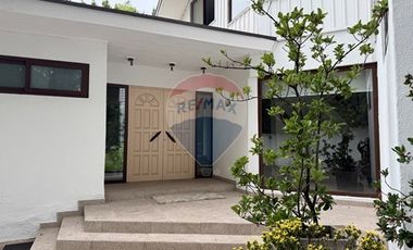 Extraordinaria casa Los Dominicos, 4D/3B piscina