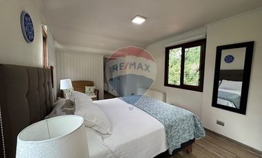 Extraordinaria casa Los Dominicos, 4D/3B piscina