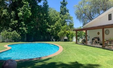 Extraordinaria casa Los Dominicos, 4D/3B piscina