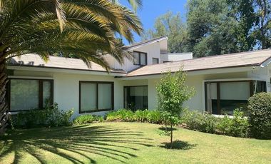 Extraordinaria casa Los Dominicos, 4D/3B piscina