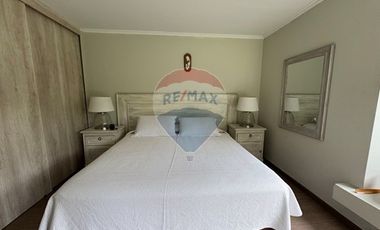 Extraordinaria casa Los Dominicos, 4D/3B piscina