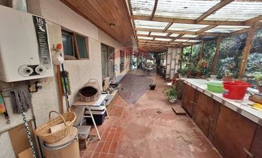 Parcela En Lo Cañas 10 mil m2 - Derecho a agua