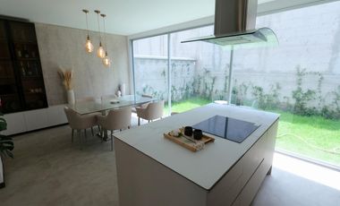 VENTA CASA A ESTRENAR A 4 MINUTOS DEL TRIÁNGULO VALLE DE LOS CHILLOS AF