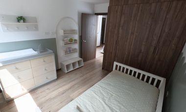 Venta Casa esquinera a estrenar - Valle de los Chillos, cerca al supermaxi de San Gabriel. SC