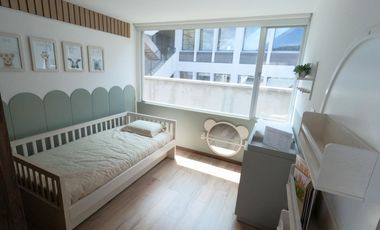 Venta Casa esquinera a estrenar - Valle de los Chillos, cerca al supermaxi de San Gabriel. SC