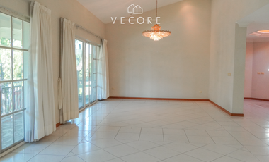 RESIDENCIA EN RENTA EN VILLA CORAL, ZAPOPAN