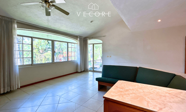 RESIDENCIA EN RENTA EN VILLA CORAL, ZAPOPAN