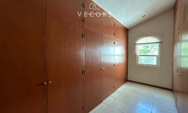 RESIDENCIA EN RENTA EN VILLA CORAL, ZAPOPAN