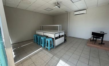 LOCAL COMERCIAL EN VENTA RANGEL FRÍAS